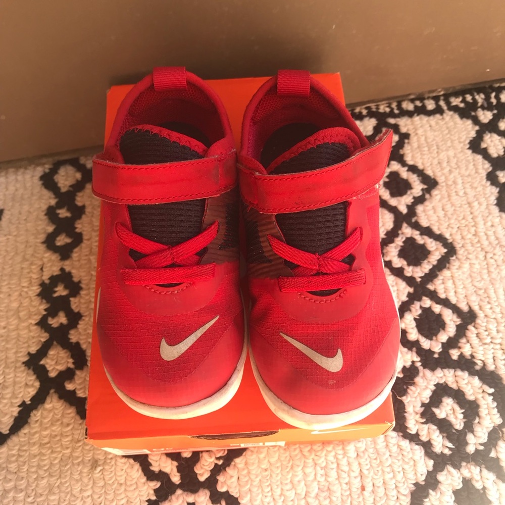 Nike Free RN 5.0 2020 8C boy shoes